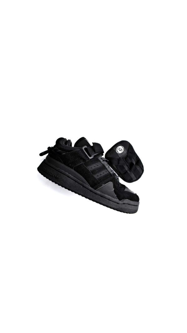 Adidas Forum Buckle Low x Bad Bunny Negro